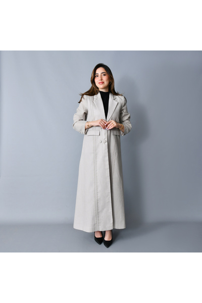 HAWRAA ABAYA An abaya with a stylish blazer design that combines formality an...