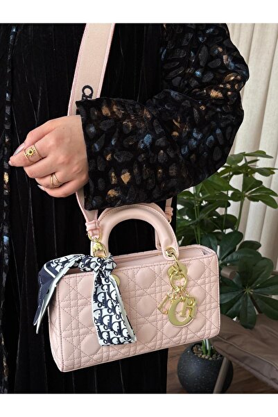 Velvet Vault Iconic women's handbag and shoulder bag with a geometric quilted...