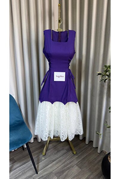 Angelinaa Malika's dress