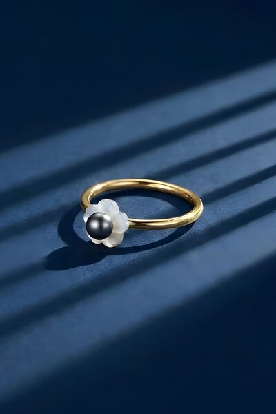 Takıdepo Kardelen Model Ve Siyah İnci Taşlı Minimal Kadın Yüzük - Altın Rengi