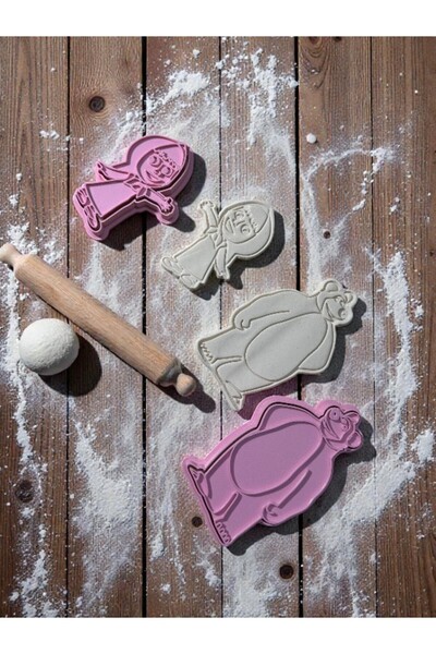 tekmation Masha and the Bear Cookie Mold and Stamp Set