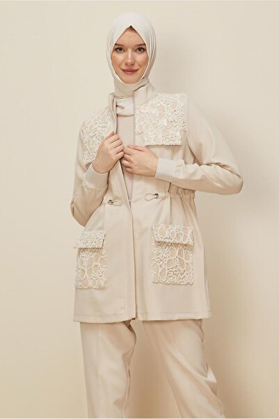 Alvina Pul Embroidered Suit with Pants 46165