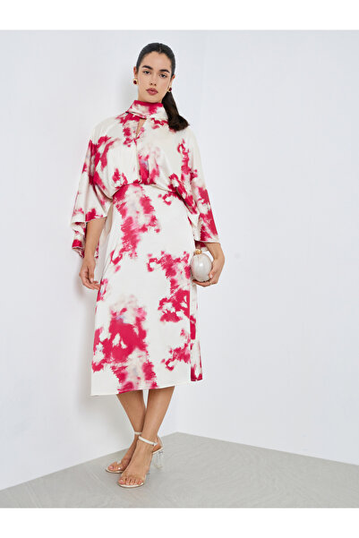 Styli Women Pink Satin Bell Sleeves Sheath Midi Dress