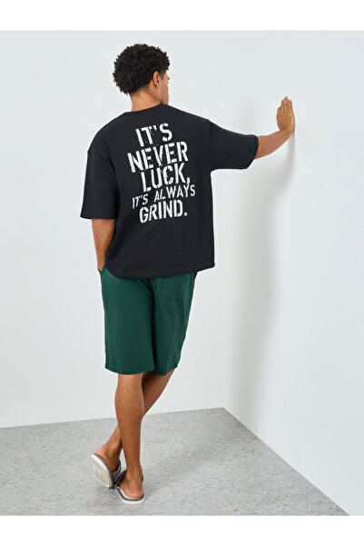 Styli Men Graphic Oversized T-Shirt and Shorts Co-Ords
