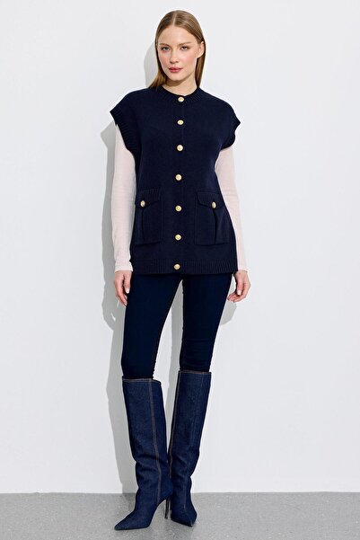 Tığ Triko Düğme Ve Cep Detaylı Yün Süveter LACİVERT