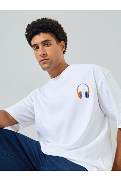 Styli Men White Oversize Embroidered T-Shirt