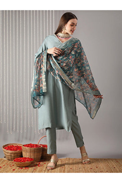 Globus By Styli Women Blue V-Neck Neck Straight Kurta with Pant and Floral Pr...