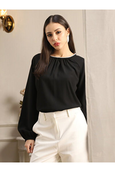 Globus By Styli Women Black Embellished Pleated Top