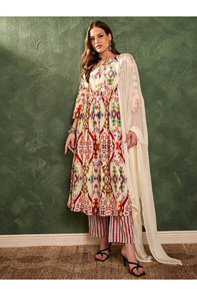 Sassafras By Styli Women Red Printed Cotton Kurta with Pants and Dupatta Set