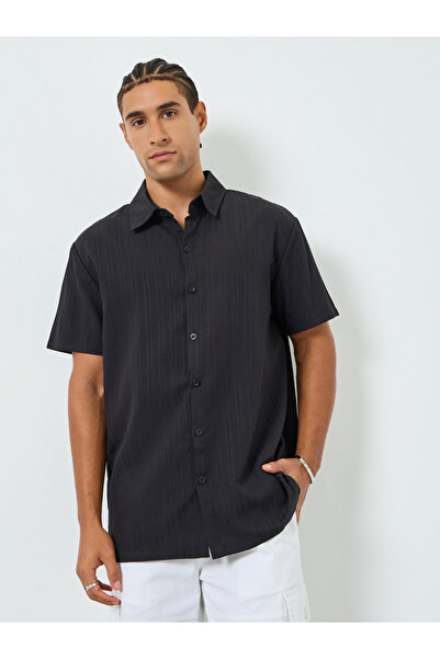 Take Two By Styli Men Black Textured Short Sleeve Shirt