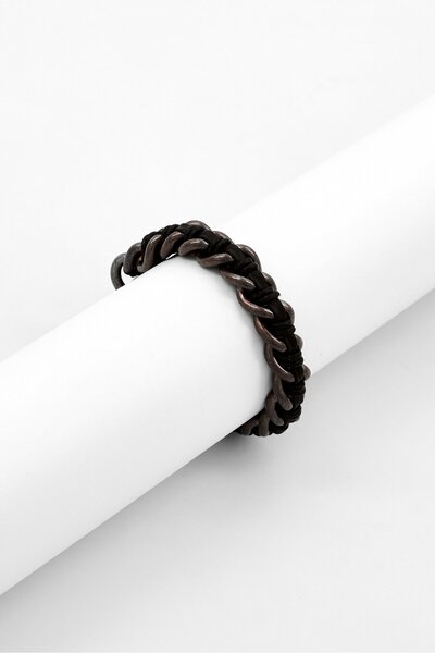 Police سوار رجالي أنيق من الجلد مع سلسلة مقاومة للصدمات، بني اللون