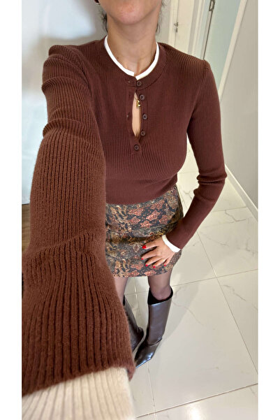 BİRCANÇİL Firian Brown Ecru Buttoned Knitwear