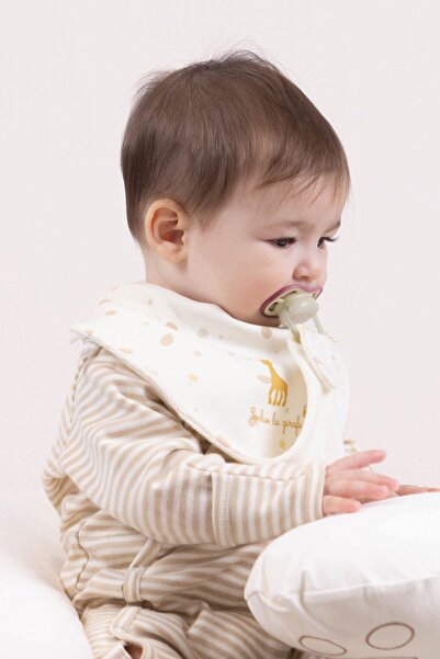 Little Gusto Sophie La Girafe 2-Piece Liquid-Proof Pacifier Holder Bib Set