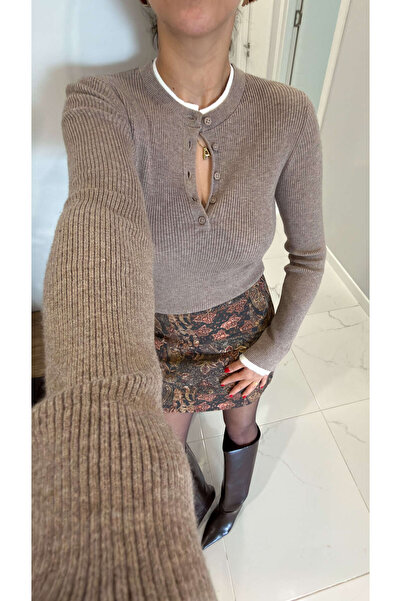 BİRCANÇİL Tricotaj Firian Bej Ecru cu nasturi