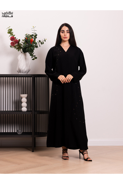 Nikias عباية من قماش ندى مع خيط نحاسي