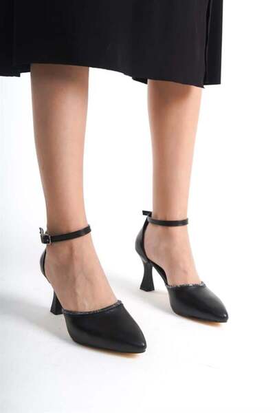 Difolia Pantofi cu toc Mari din piele neagră cu pietre aplicate pentru femei