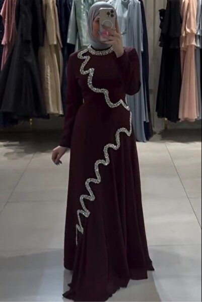 STAYILK DRESSES A light burgundy evening dress that reflects sophistication a...