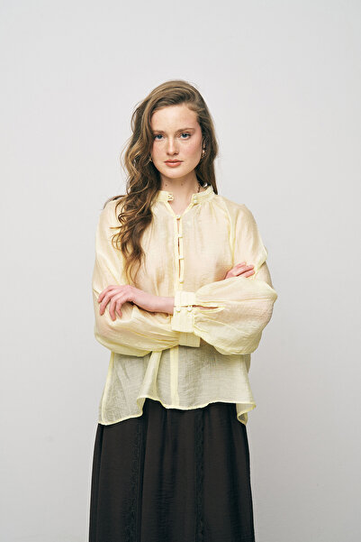 Orfeo Negro Women's Judge Collar Button Detailed Solid Color Chiffon Shirt