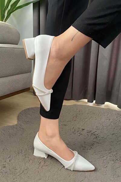 Difolia Pantofi de seară cu toc mic, alb, cu piatră încrucișată, pentru femei