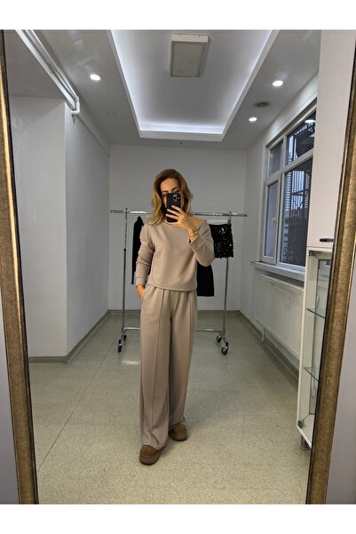 Butik BEJ KAYIK YAKA MODAL KUMAŞ TAKIM