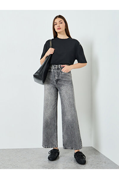 Styli Women Charcoal Wide Leg Washed Jeans