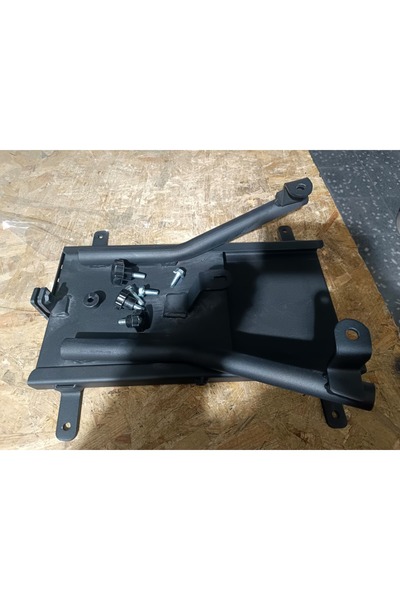 Hünkar Motomotiv HONDA DİO DÜZ KIZAKLI ÇANTA DEMİRİ