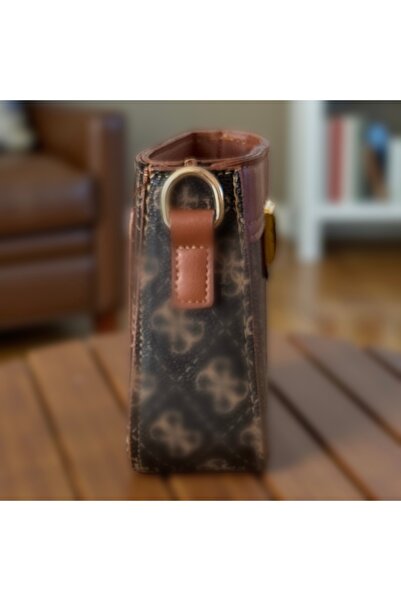 Gözde Mağazacılık Women's Hand Shoulder Bag with Column and Chain Strap
