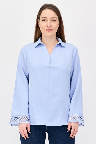 Bebe Women V-Neck Solid Kimono Sleeve Blouse, Pale Blue