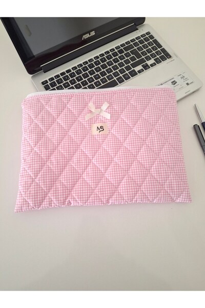 MB Pink Gingham Patterned Laptop Cover - Bag. 13 - 14 Inc Compatible