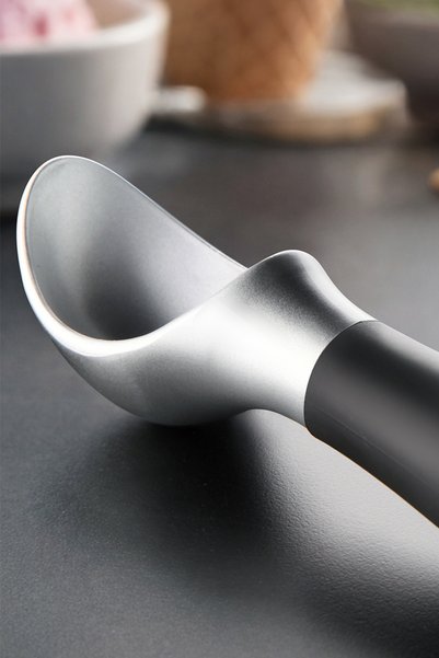 Prima Nova Ice Cream Scoop - Black