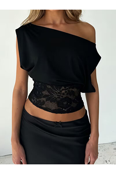 Machetta Women's Short Sleeve Boat Neck Waist Lace Detailed Crop Blouse