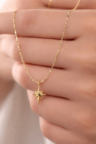 myorogold 14 Ayar Altın Kuzey Yıldızı Figürlü Ezme Kolye