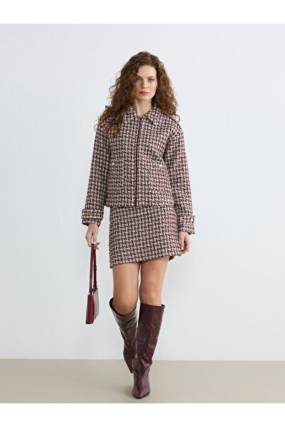 LC Waikiki RMZ GİYİM FARKIYA تنورة قصيرة مطرزة بنقشة مخلب الغراب مع سحاب عند ...