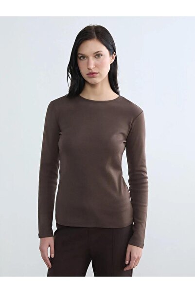 LC Waikiki بدلة نسائية ذات ياقة دائرية باللون البني (S6)