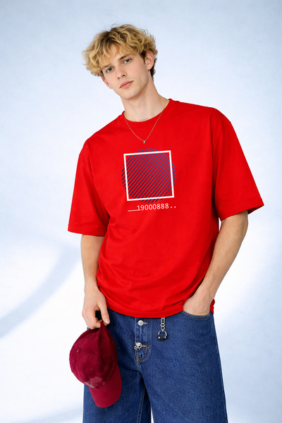 caddekombin Tricou roșu pentru bărbați, cu detaliu numeric, minimalist, geome...