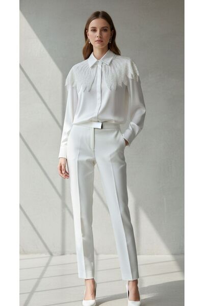 Rabiossa Kadın Siyah Payet İşlemeli Yaka Detaylı Saten Gömlek