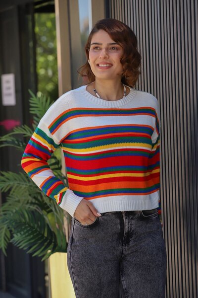 franky B Women's Striped Seasonal Sweater