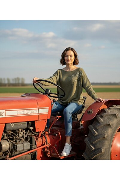 CADDELAMODA Women's Boat Neck Shoulder Stone Detailed Sweater