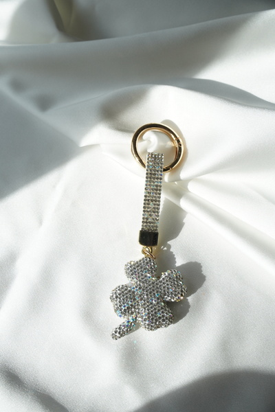 Vina Bag Yonca Kristal Taşlı Çanta Charmı & Anahtarlık