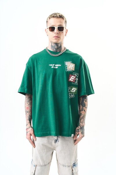 Wonraces Men's Nefti Oversize Embroidered Crew Neck T-Shirt