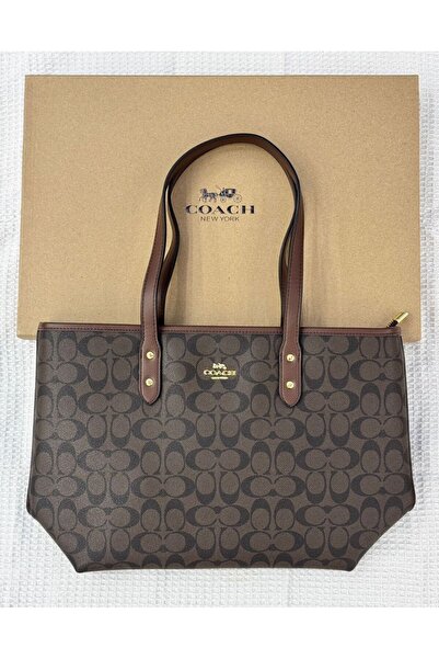 GENERAL حقيبة كتف نسائية مع ملحقاتها