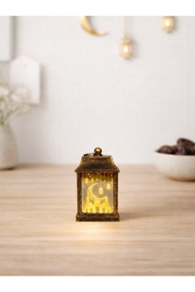 Parti Adresi Mini Ramazan Feneri – Led Işıklı Pilli Eskitme Detaylı Altın 10 cm
