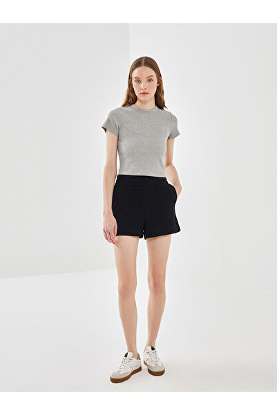 LC Waikiki شورت نسائي من Özmarka للموسم الجديد بخصر مطاطي