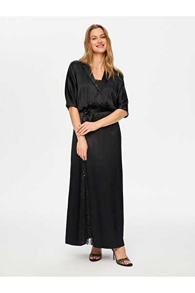 Faik Sönmez Dantel Garnili Kısa Kol Saten Uzun Abiye Elbise S26ABY004