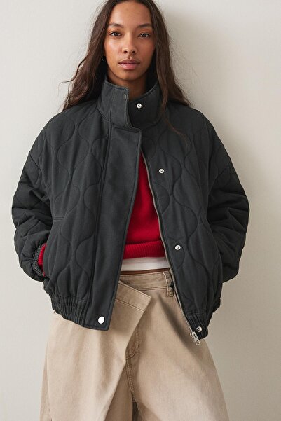 Bershka Saç örgülü kazak işlemeli ceket