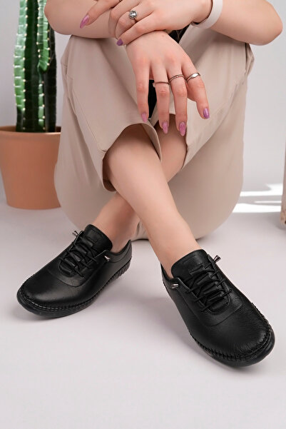 Deri Expres حذاء نسائي يومي أسود من الجلد الطبيعي