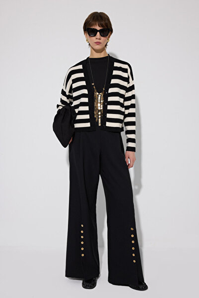 Touché Privé Soft Textured Knitwear Cardigan