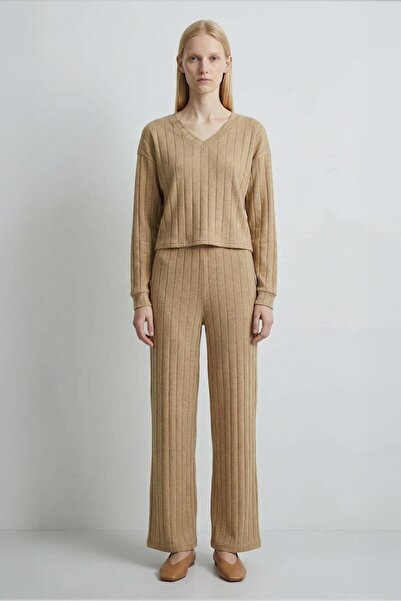 Rays 8259A V-Neck Blouse Mink