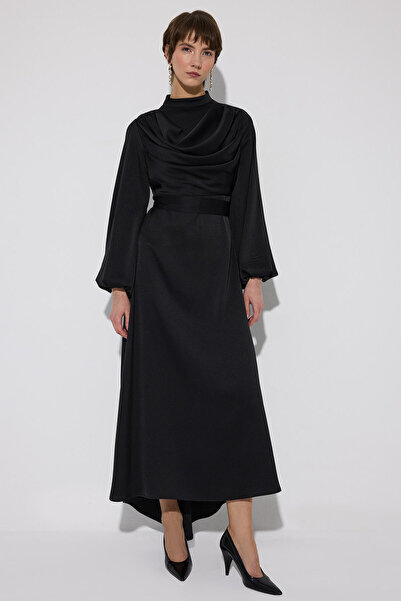 Touché Privé Degaje Collared Belted Dress