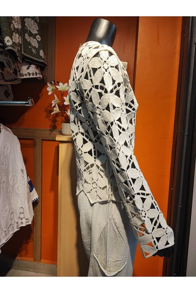 Sosyete Kaplumbağa Knitwear Süzene Floral Embroidery Patterned Long Sleeve Buttoned Jacket